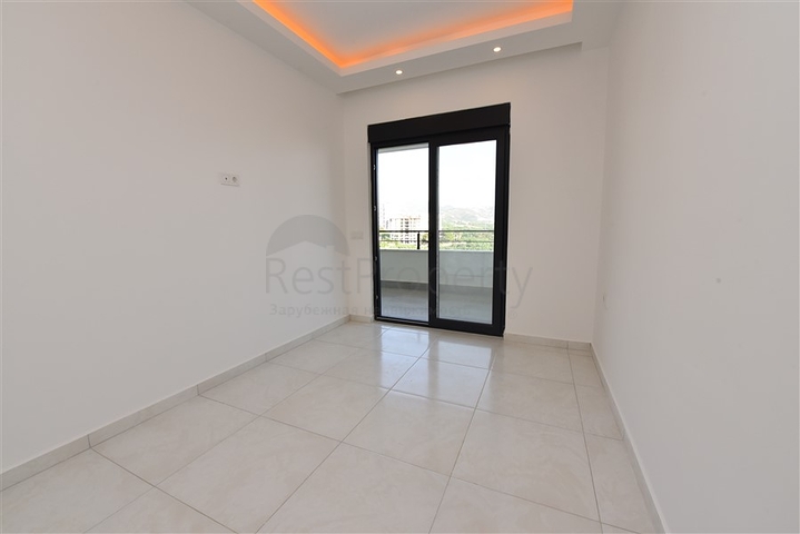 2+1 apartments in an elite residential complex in Mahmutlar