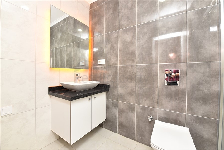 2+1 apartments in an elite residential complex in Mahmutlar