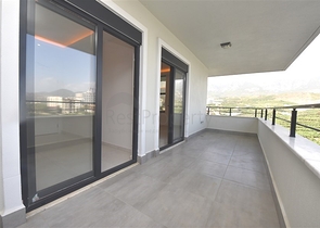 2+1 apartments in an elite residential complex in Mahmutlar