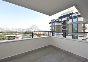 2+1 apartments in an elite residential complex in Mahmutlar