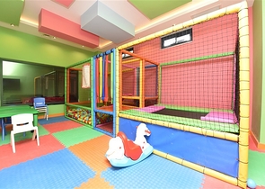 2+1 apartments in an elite residential complex in Mahmutlar