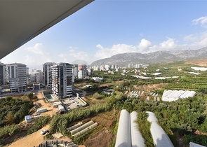 2+1 apartments in an elite residential complex in Mahmutlar