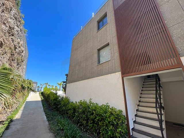 A project of residences with panoramic sea and mountain views in the Gunduan area