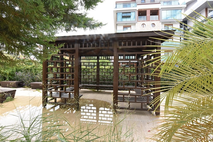 3+1 apartment with separate kitchen in the center of Alanya