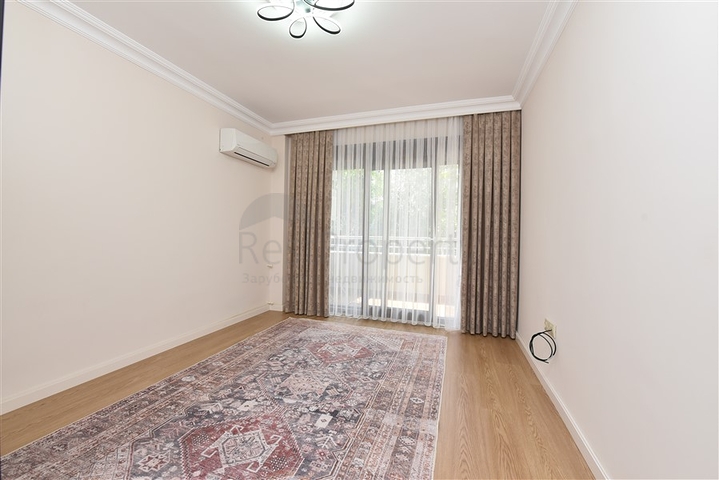 3+1 apartment with separate kitchen in the center of Alanya