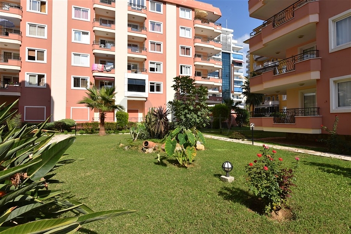 Close to Beach - affordable price  2 bedroom apt - Mahmutlar / Alanya