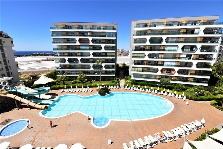 1+1 apartment in a complex with hotel infrastructure in Avsallar district