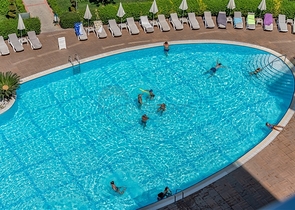 1+1 apartment in a complex with hotel infrastructure in Avsallar district