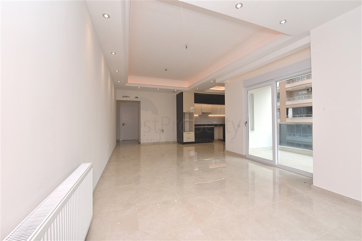 Well managed complex - 2 bedroom apt - in Mahmutlar / Alanya 