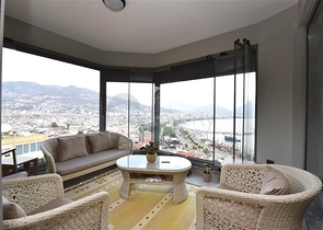 3+1 penthouse for sale in Alanya fortress