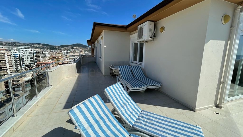 Sea view -3 bedroom Duplex -Mahmutlar / Alanya 