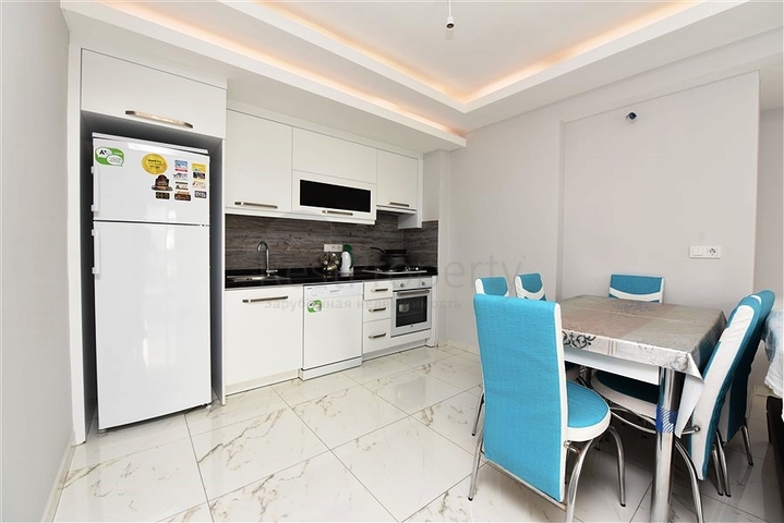 Large 1+1 apt - furnished - prime location - In Mahmutlar / Alanya 