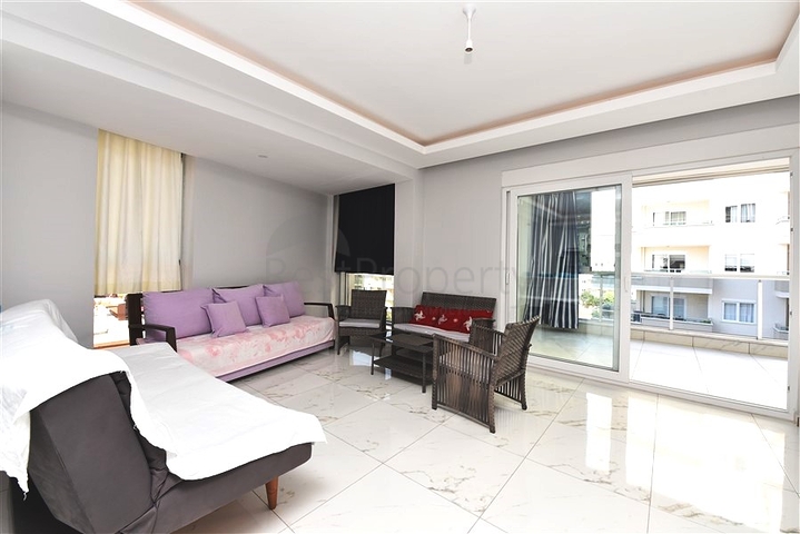 Large 1+1 apt - furnished - prime location - In Mahmutlar / Alanya 