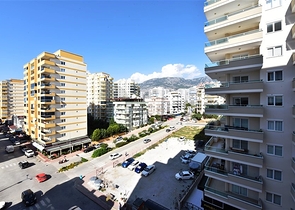 Large 1+1 apt - furnished - prime location - In Mahmutlar / Alanya 