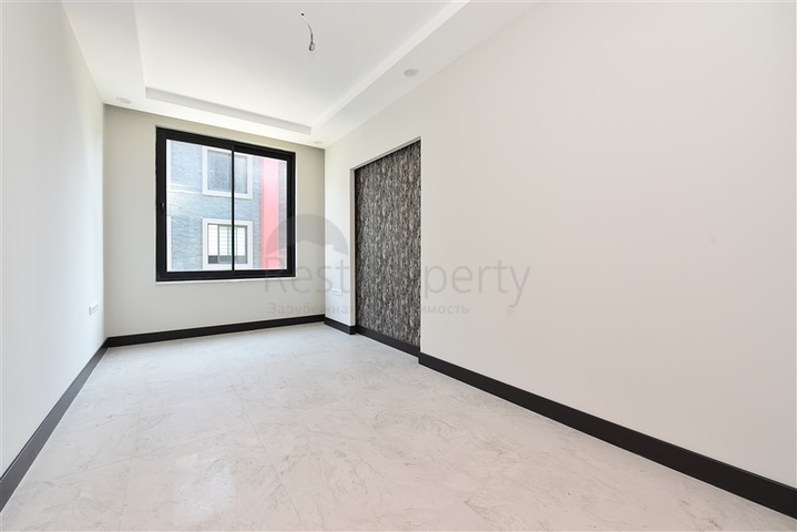 Office space in a modern complex