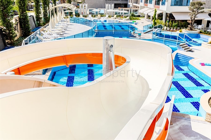 Luxury 2+1 apartment in the most popular complex of Mahmutlar district