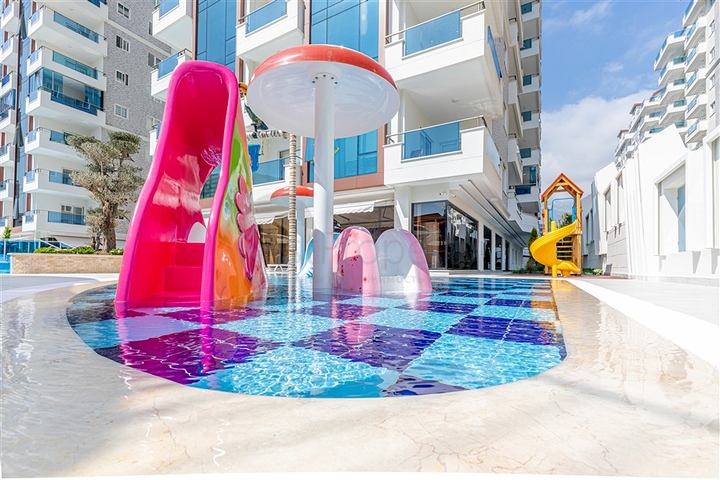 Luxury 2+1 apartment in the most popular complex of Mahmutlar district