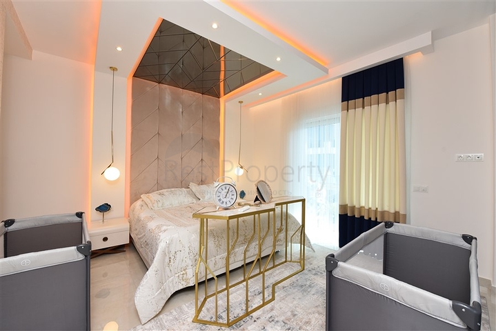 Luxury 2+1 apartment in the most popular complex of Mahmutlar district