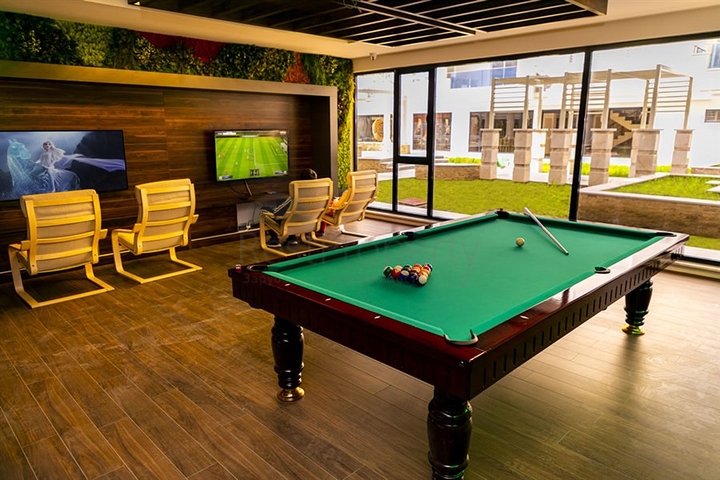 Luxury 2+1 apartment in the most popular complex of Mahmutlar district