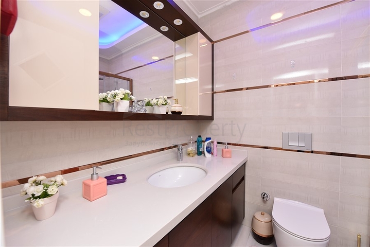 Luxury 2+1 apartment in the most popular complex of Mahmutlar district