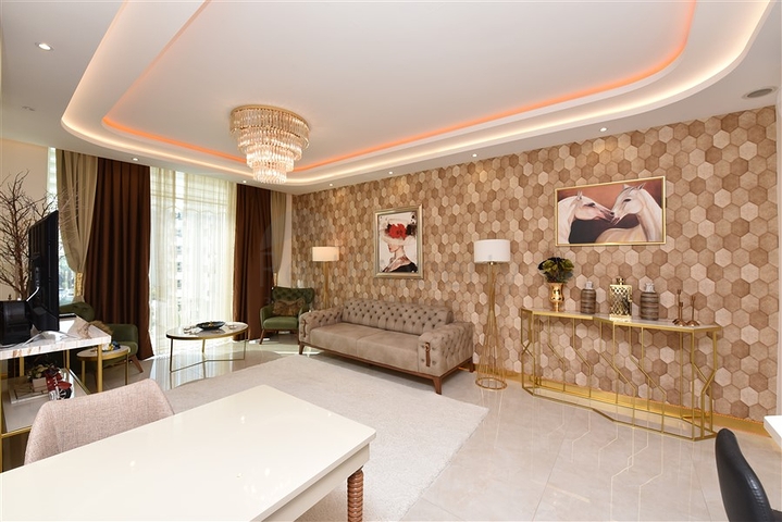 Luxury 2+1 apartment in the most popular complex of Mahmutlar district