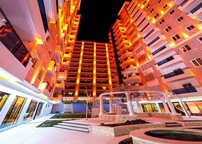 Luxury 2+1 apartment in the most popular complex of Mahmutlar district