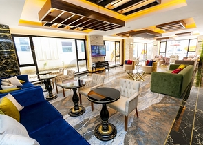 Luxury 2+1 apartment in the most popular complex of Mahmutlar district