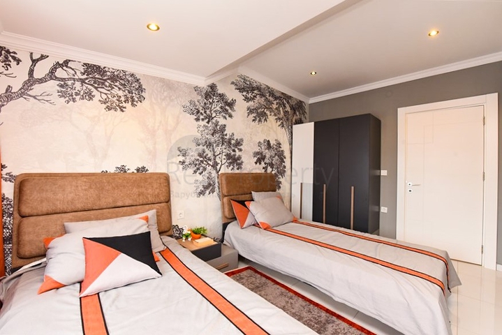 Furnished penthouse in the European area of Oba