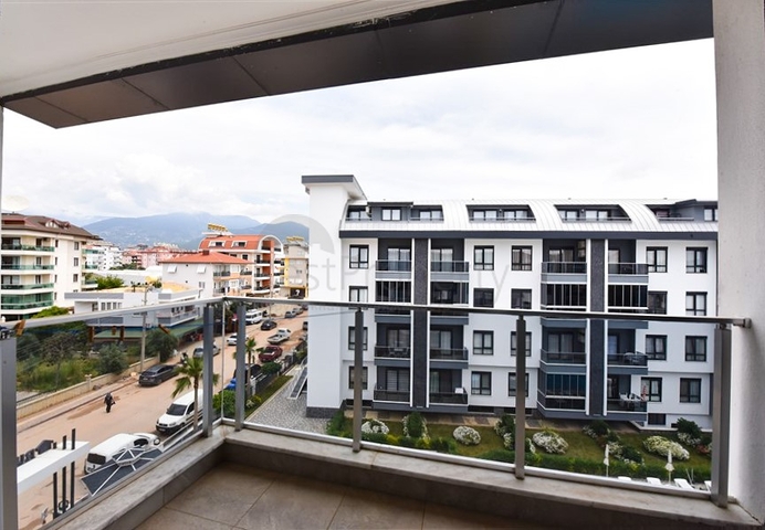 Furnished penthouse in the European area of Oba