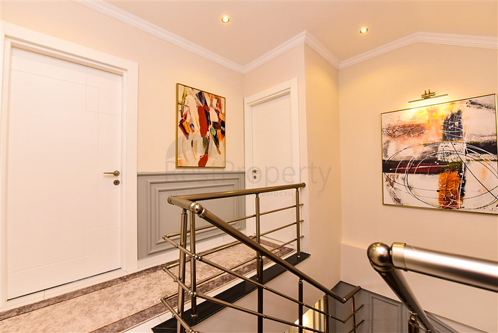 Furnished penthouse in the European area of Oba