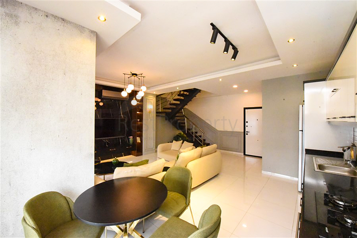 Furnished penthouse in the European area of Oba