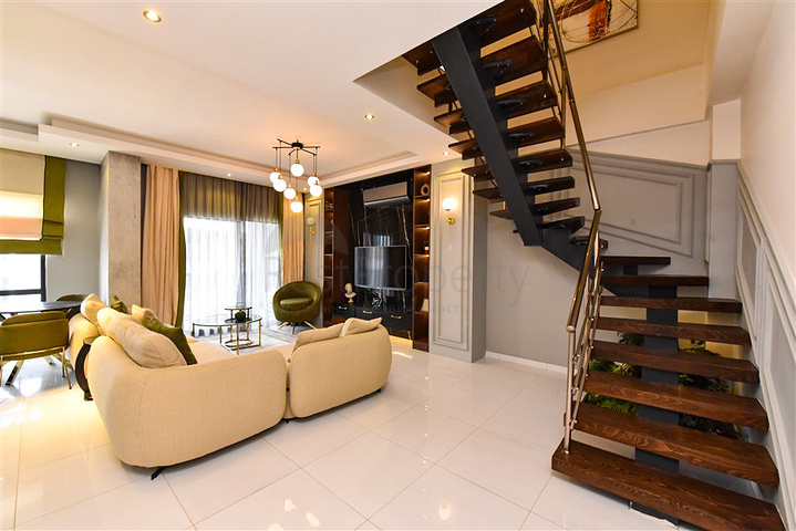 Furnished penthouse in the European area of Oba