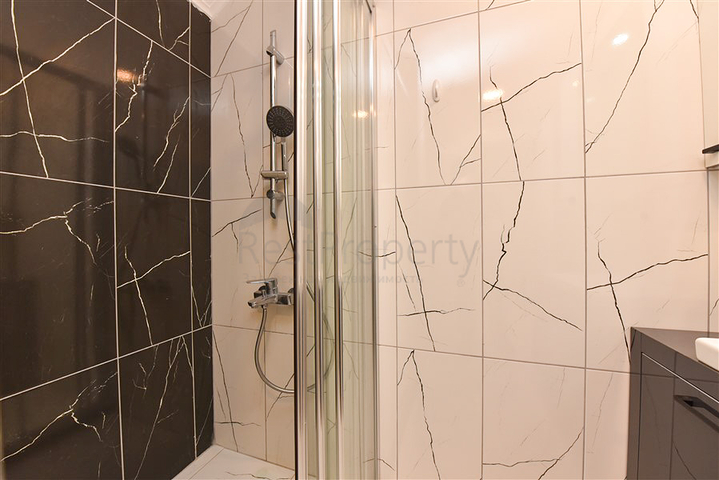 Furnished penthouse in the European area of Oba