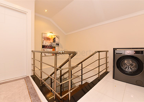 Furnished penthouse in the European area of Oba