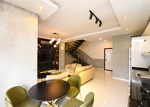 Furnished penthouse in the European area of Oba