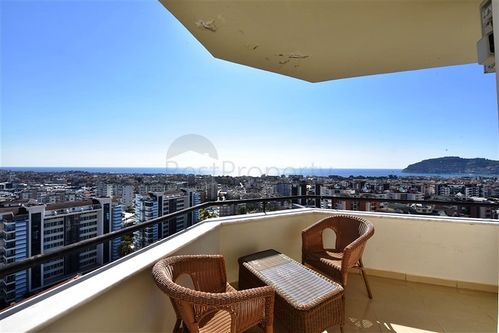 Sea and Castle view - High floor -2 bedroom apt - Cikcili / Alanya 