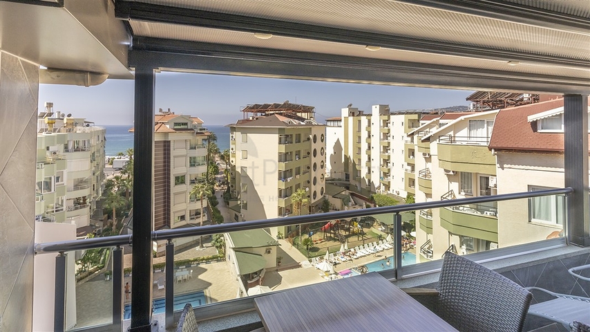 Apartment 4+1 on the first line with the possibility of obtaining citizenship 