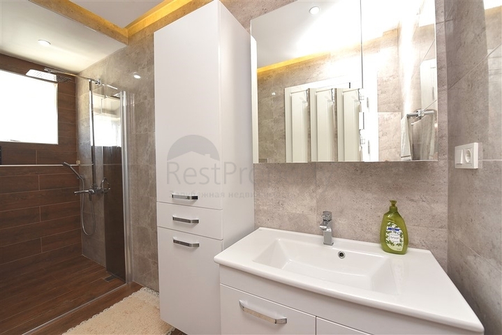 4+1 penthouse with an open view of the sea and the Alanya fortress