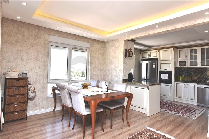 4+1 penthouse with an open view of the sea and the Alanya fortress