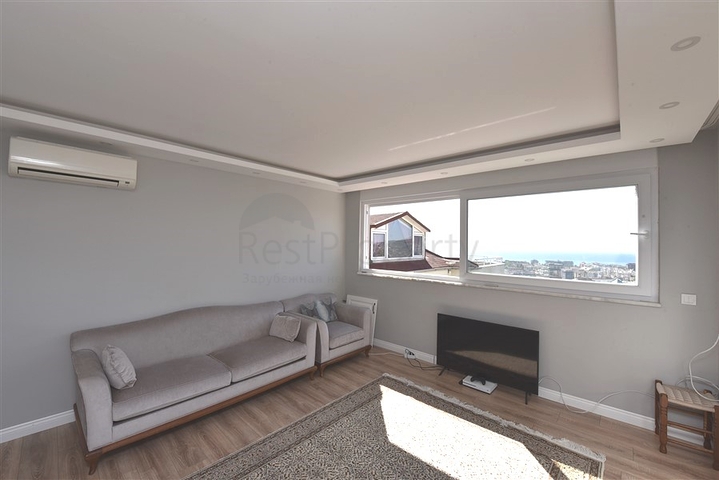 4+1 penthouse with an open view of the sea and the Alanya fortress
