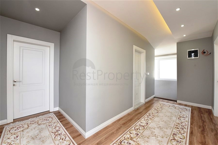 4+1 penthouse with an open view of the sea and the Alanya fortress