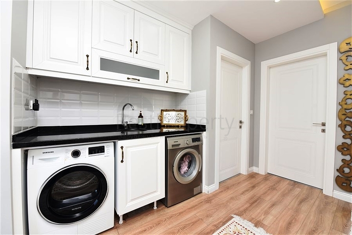 4+1 penthouse with an open view of the sea and the Alanya fortress