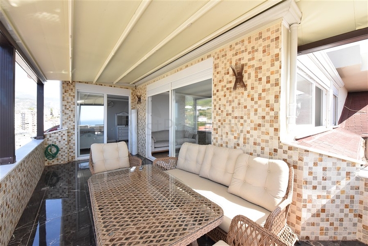 4+1 penthouse with an open view of the sea and the Alanya fortress
