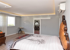 4+1 penthouse with an open view of the sea and the Alanya fortress