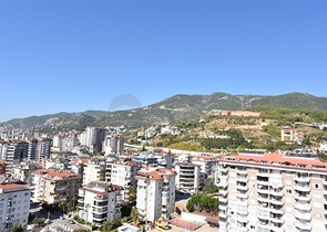 4+1 penthouse with an open view of the sea and the Alanya fortress