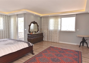 4+1 penthouse with an open view of the sea and the Alanya fortress