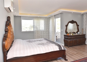 4+1 penthouse with an open view of the sea and the Alanya fortress