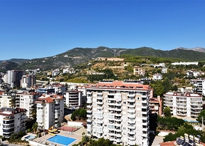 4+1 penthouse with an open view of the sea and the Alanya fortress