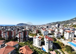 4+1 penthouse with an open view of the sea and the Alanya fortress