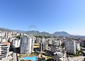 4+1 penthouse with an open view of the sea and the Alanya fortress